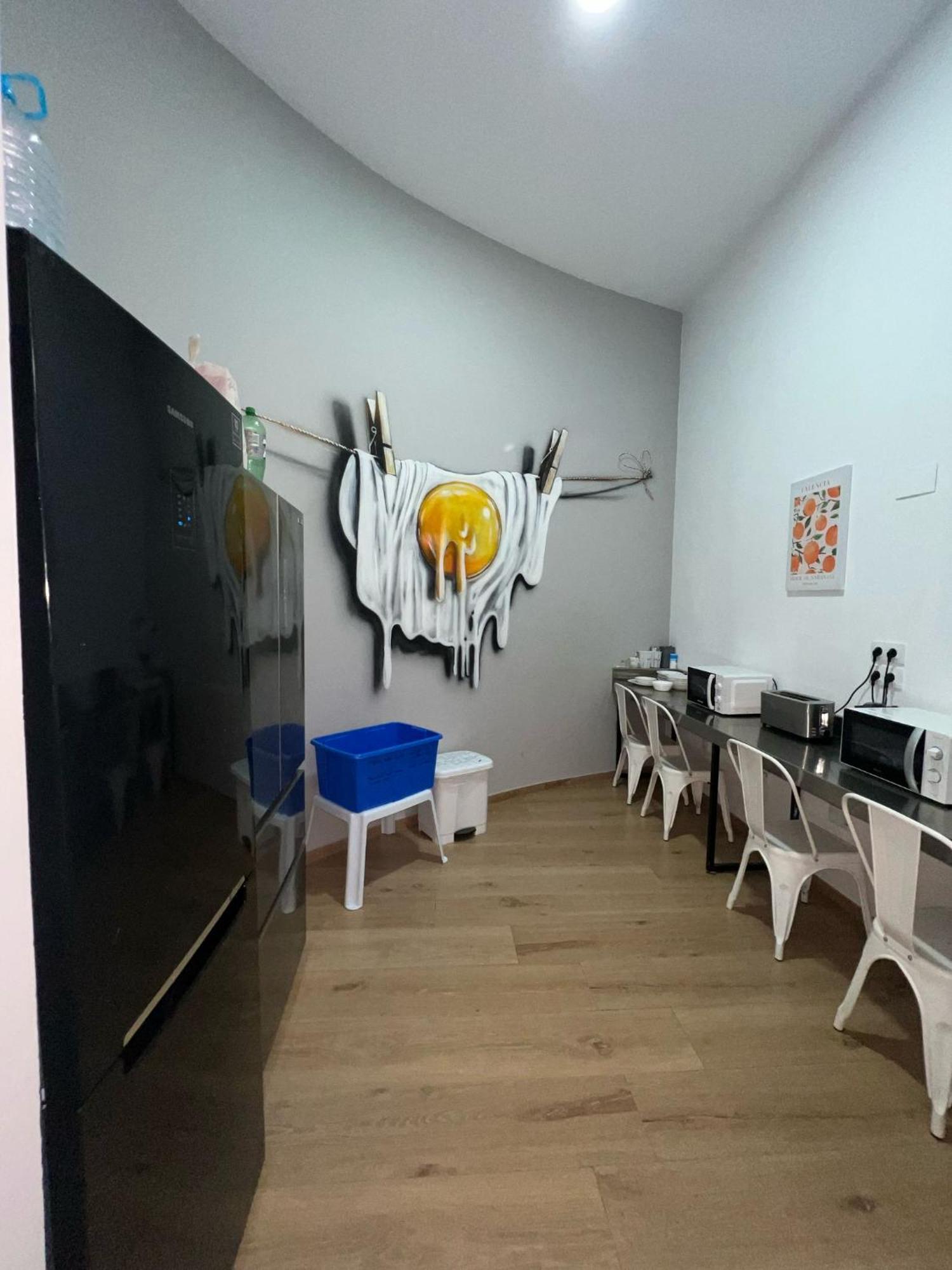 Beach & Arts Hostel Valencia Ngoại thất bức ảnh