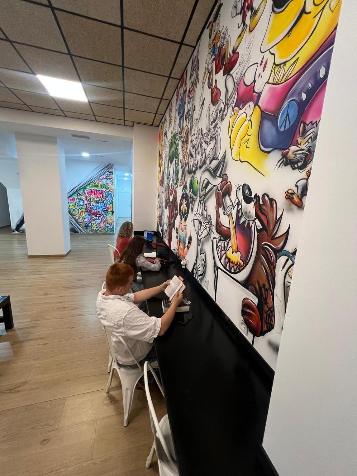 Beach & Arts Hostel Valencia Ngoại thất bức ảnh